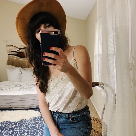 madison & berkeley Tops - Madison& Berkeley crushed velvet & lace cami top